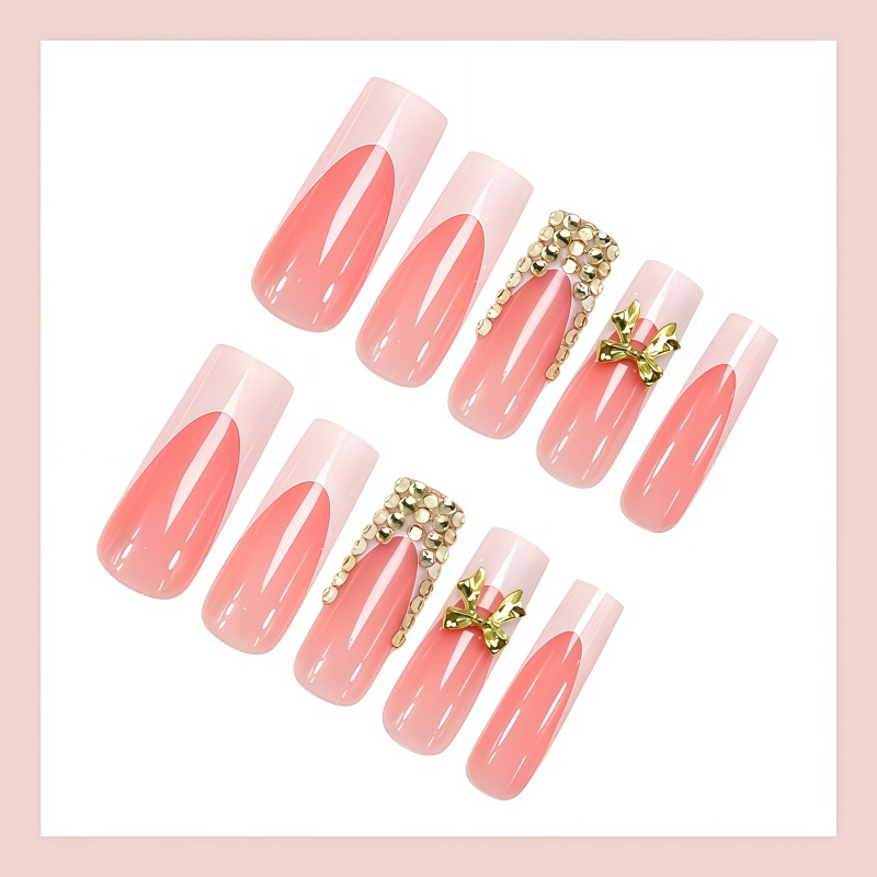 24PCS nail kit featuring a gol - Nail Art Elegant 评论和价格